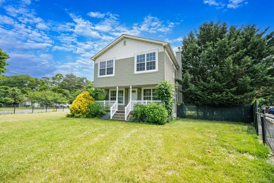 86 Eleanor Avenue, Mastic, NY 11950 - #2