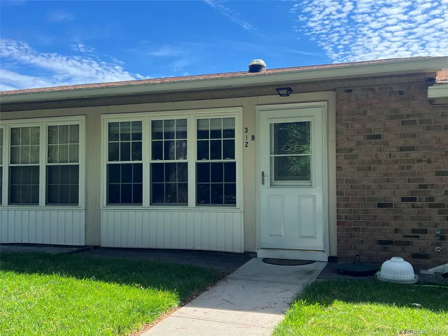 312 Woodbridge Drive #B, Ridge, NY 11961 - #2