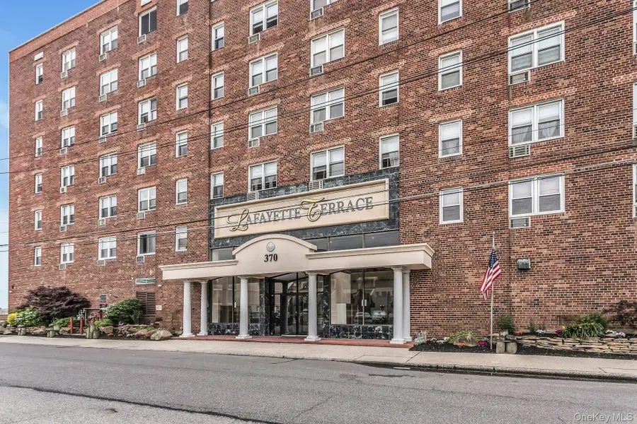370 Broadway #4J, Long Beach, NY 11561 - #2