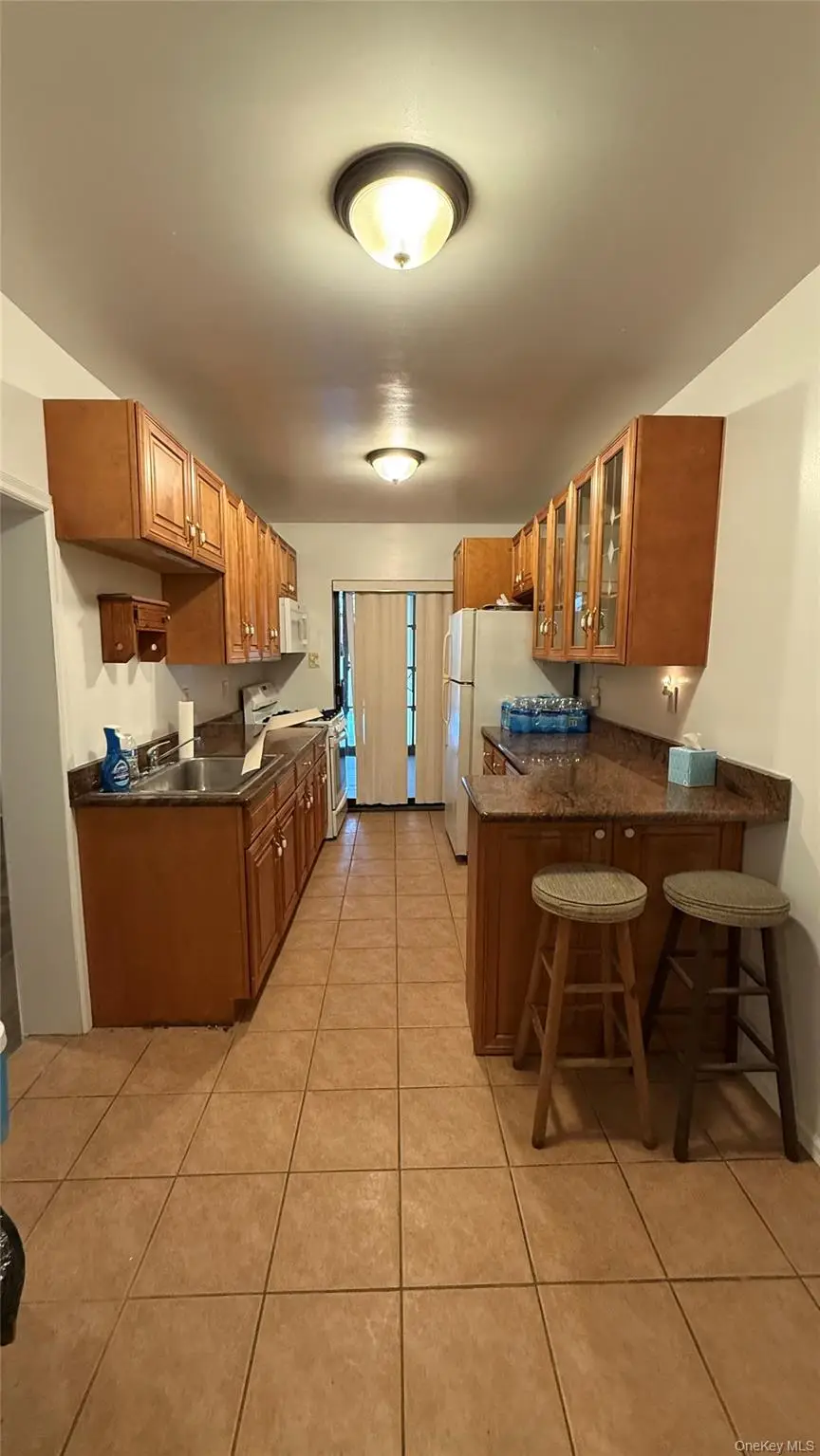 1240 Manor Avenue, Bronx, NY 10472 - #2