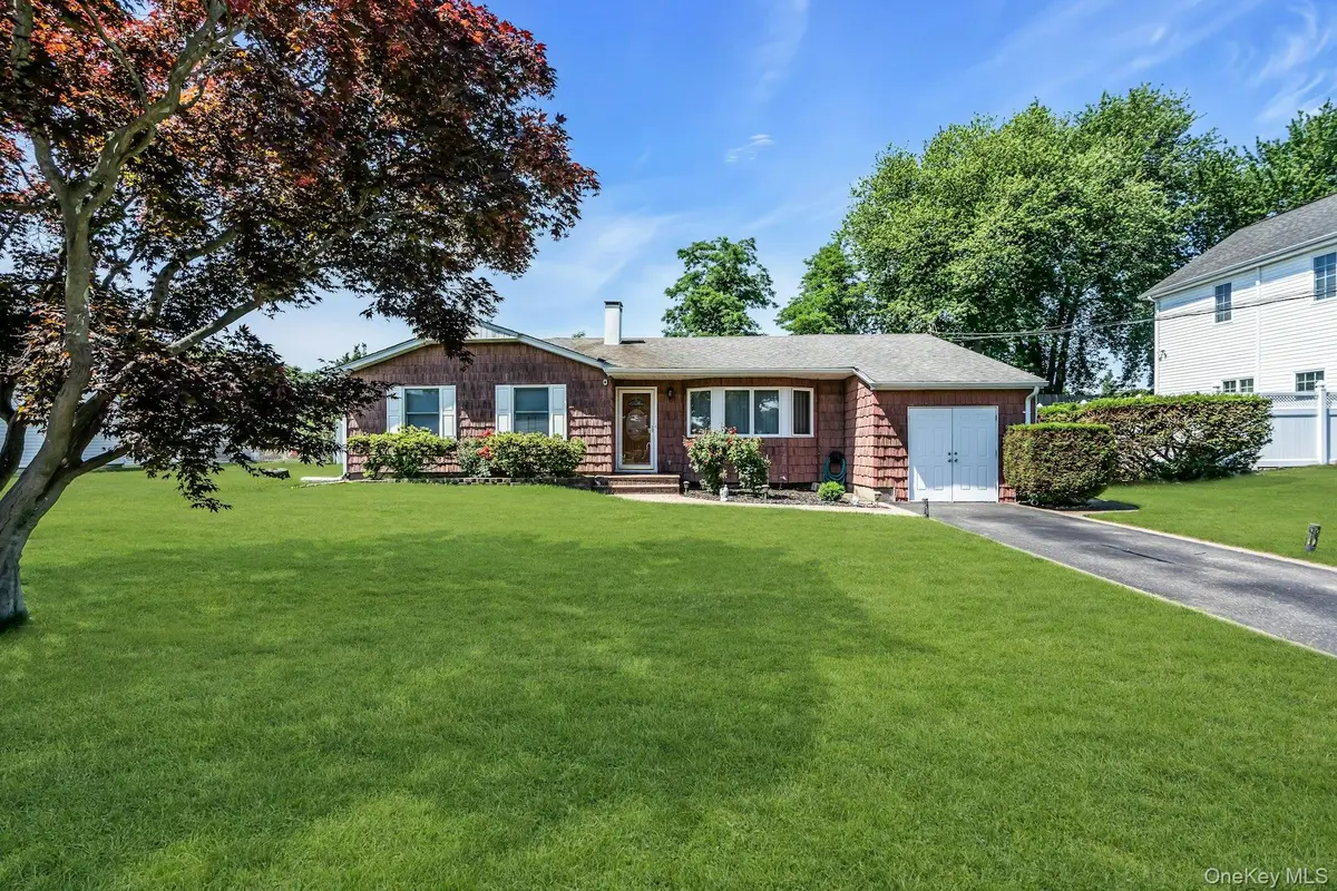 15 Duel Drive, Holbrook, NY 11741 - #1