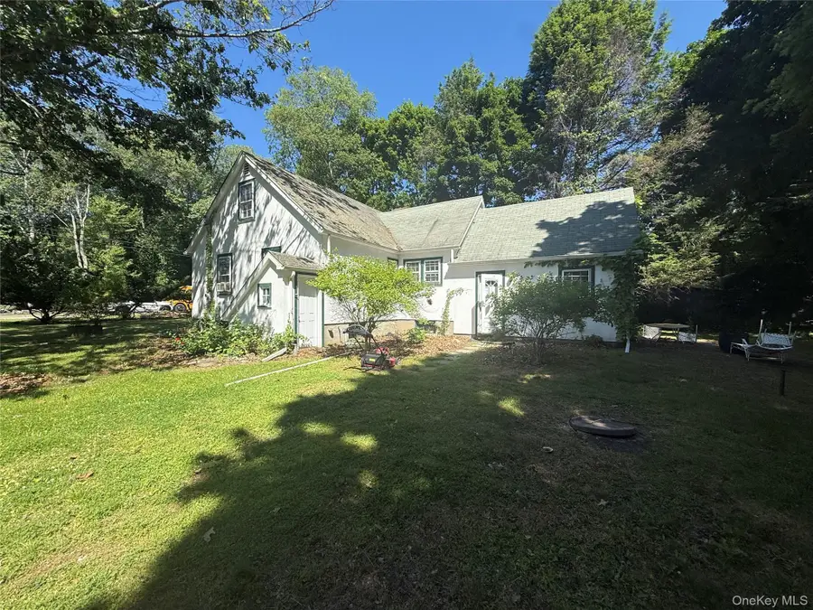 46 Greenwich Road, Bedford, NY 10506 - #3