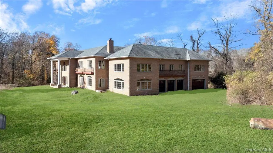 1 Penny Pond Court, Old Brookville, NY 11548 - #2
