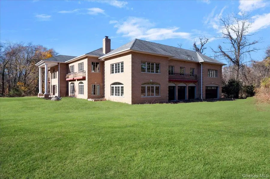 1 Penny Pond Court, Old Brookville, NY 11548 - #3