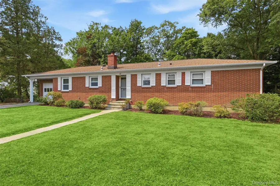 31 Partridge Road, White Plains, NY 10605 - #2