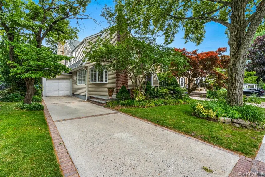 84 Fernwood Terrace, Garden City, NY 11530 - #2