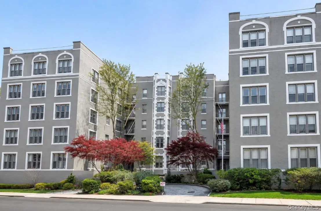 1175 East Broadway #1G, Hewlett, NY 11557 - #1