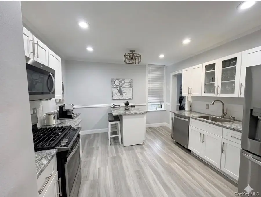 1175 East Broadway #1G, Hewlett, NY 11557 - #2