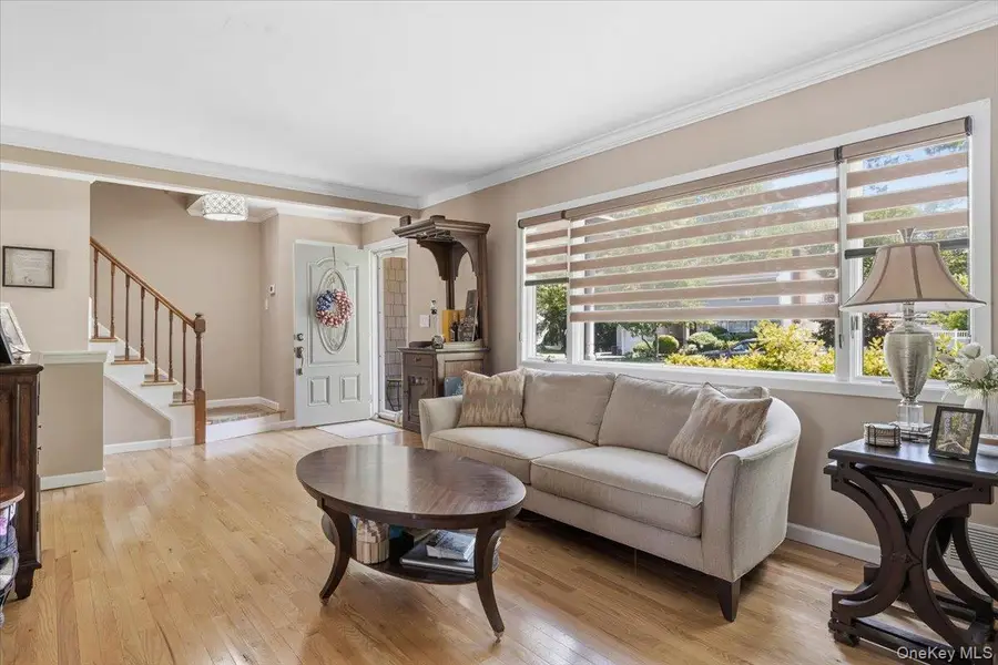 19 Sycamore Street, Melville, NY 11747 - #3