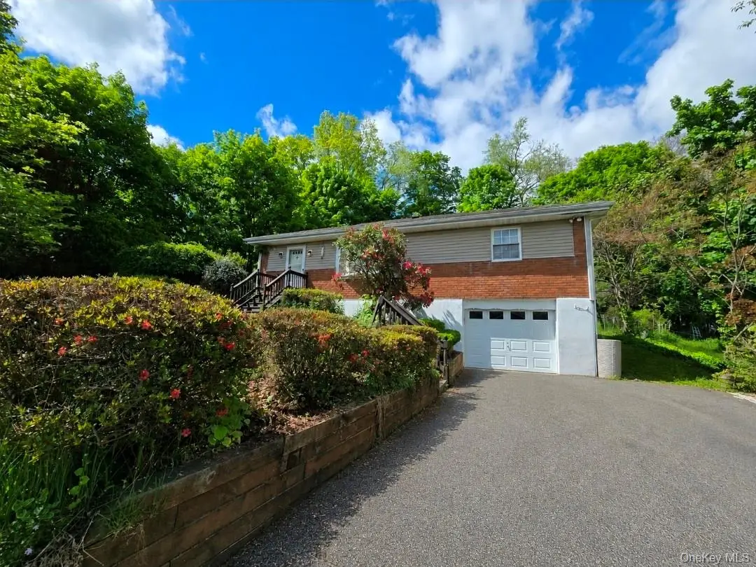 5 Beaverbrook Road, New Windsor, NY 12553 - #1