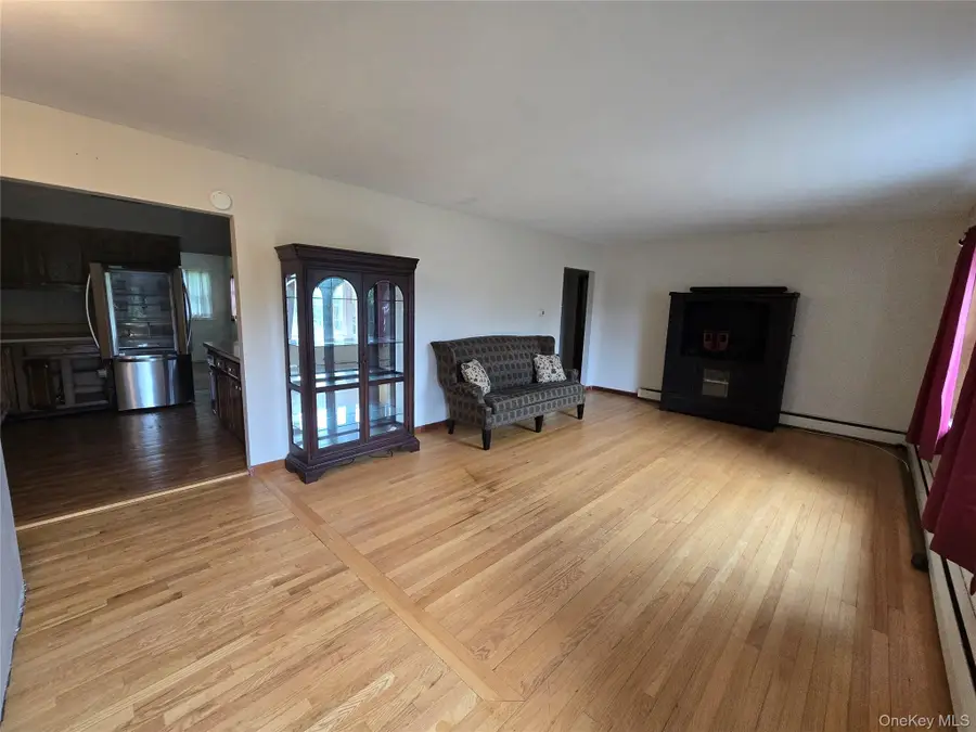5 Beaverbrook Road, New Windsor, NY 12553 - #2