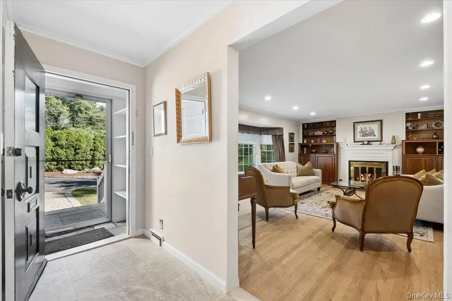 372 Fort Hill Road, Scarsdale, NY 10583 - #2