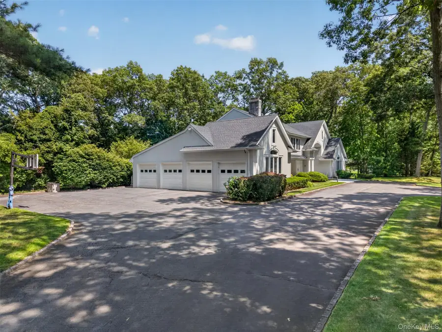 8 Victorian Lane, Brookville, NY 11545 - #3