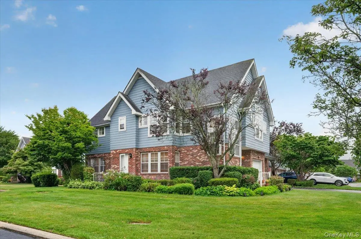 41-43 Broadlawn Drive, Central Islip, NY 11722 - #1