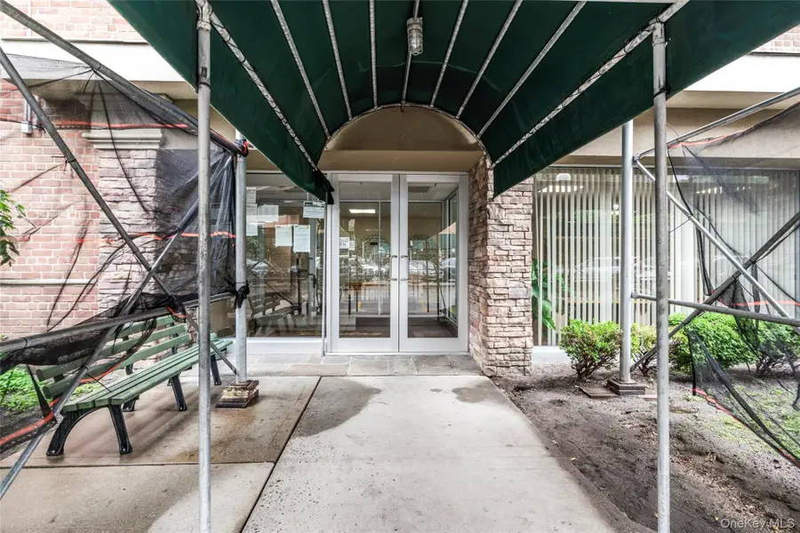 88-12 151 Avenue #4B, Howard Beach, NY 11414 - #2