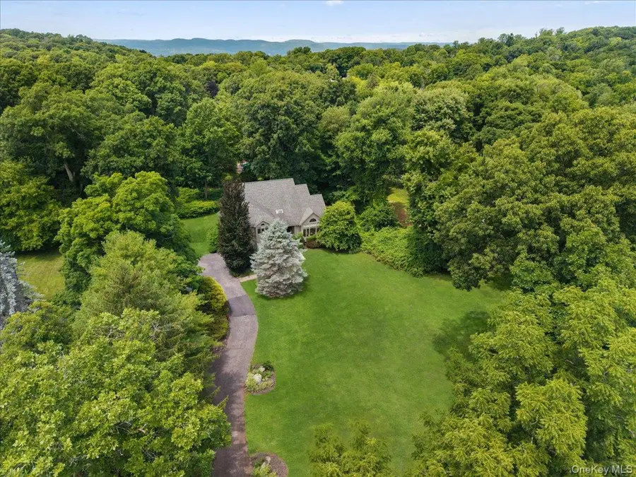163 Mount Airy Road S, Croton On Hudson, NY 10520 - #2