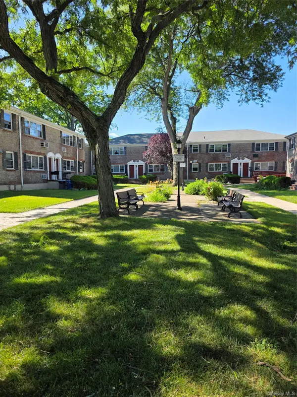 152-34 Jewel Avenue #B, Kew Garden Hills, NY 11367