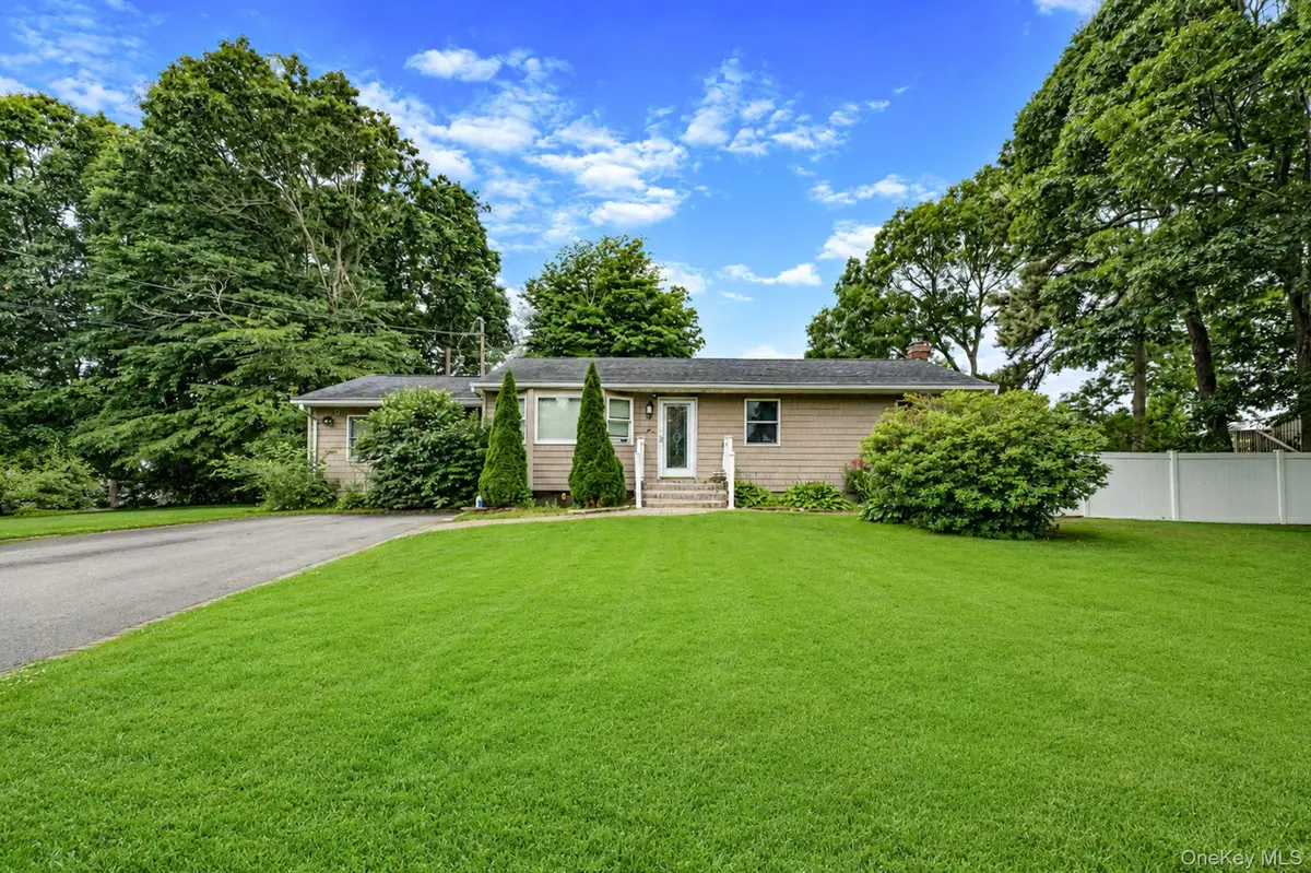 2 Amarr Drive, Shirley, NY 11967 - #1