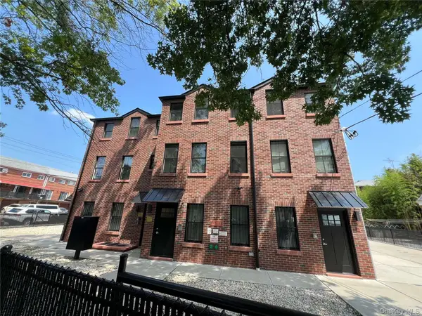 56-75 136th Street #3B, Flushing, NY 11354