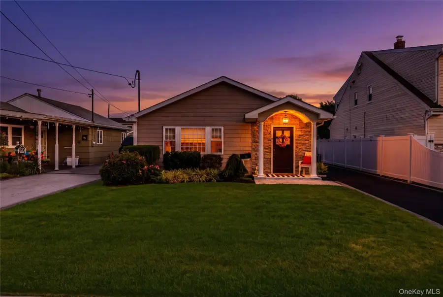 30 Elm Street, Massapequa, NY 11758 - #2