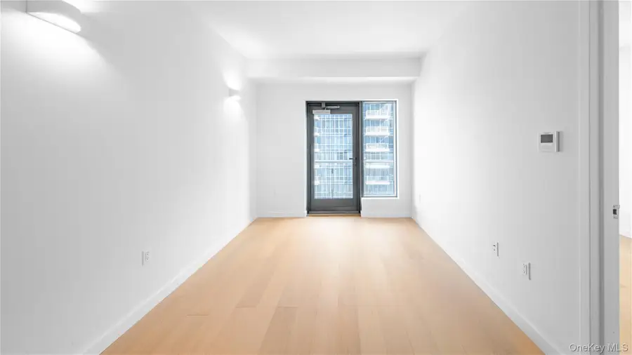 3371 Prince Street #10A, Flushing, NY 11354 - #3