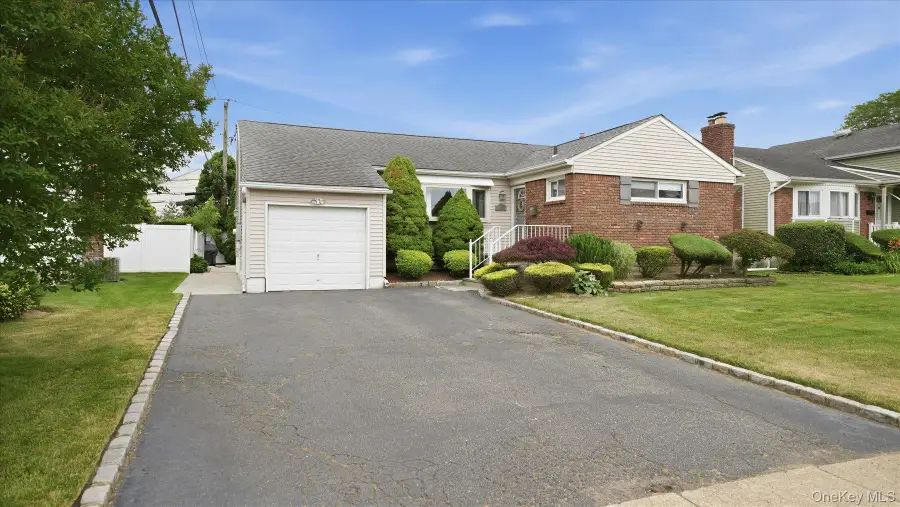 45 Margaret Road, Massapequa, NY 11758 - #3