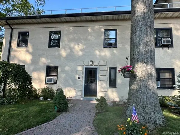 61 Manchester Road #A-21, Eastchester, NY 10709