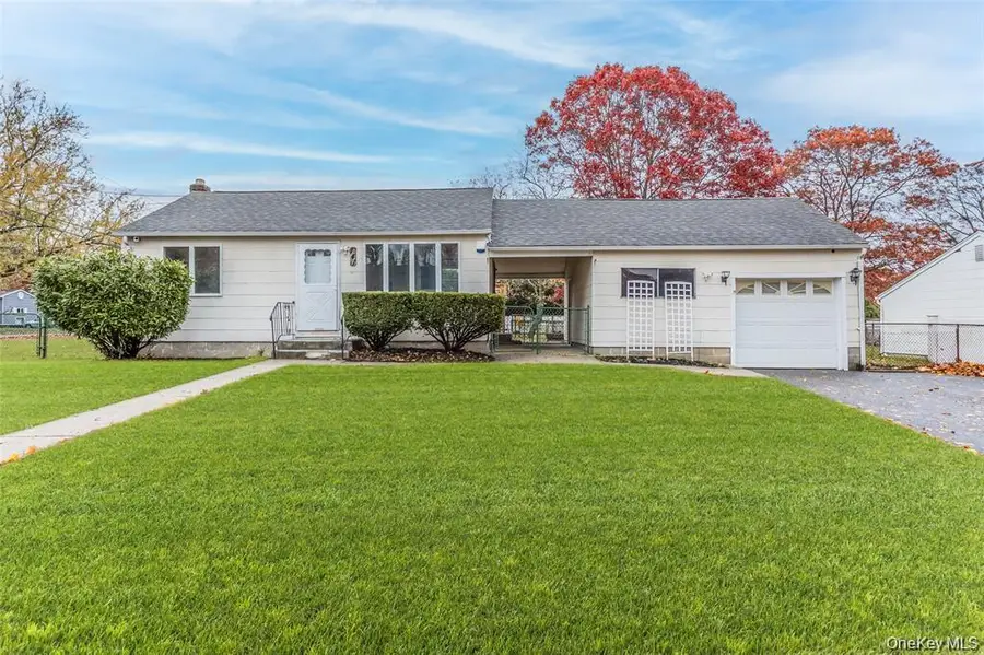 141 Wendy Drive, Holtsville, NY 11742 - #2