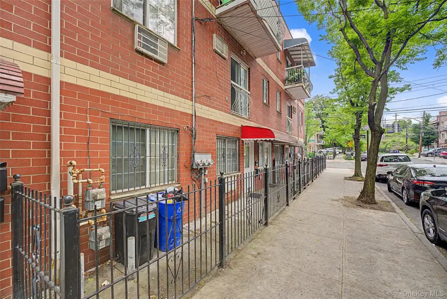 86-06 58th Ave, Elmhurst, NY 11358 - #2