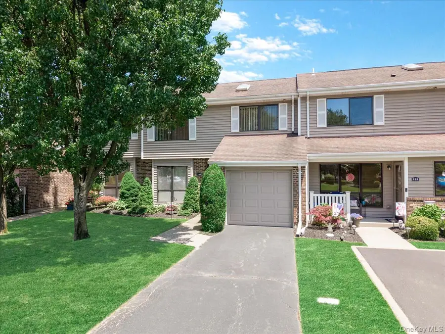 181 North Lane, Smithtown, NY 11787 - #2