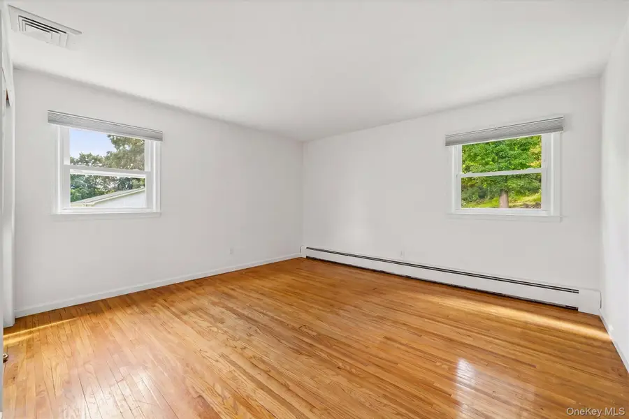 6 May Court, Stony Point, NY 10980 - #3