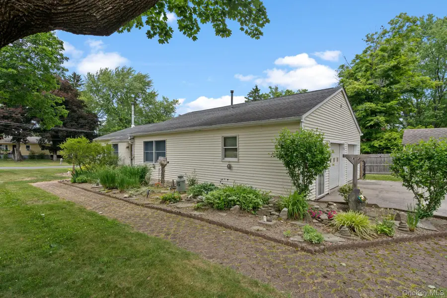 36 Charles Street, Montgomery, NY 12549 - #2