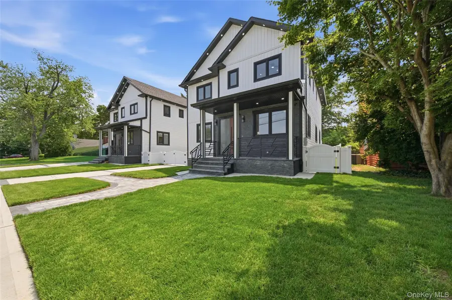 22 Surrey Lane, Valley Stream, NY 11580 - #3