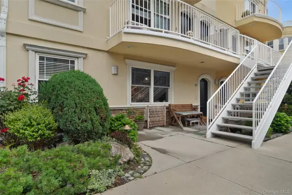 180 Beach 101 St #3A, Rockaway Park, NY 11694