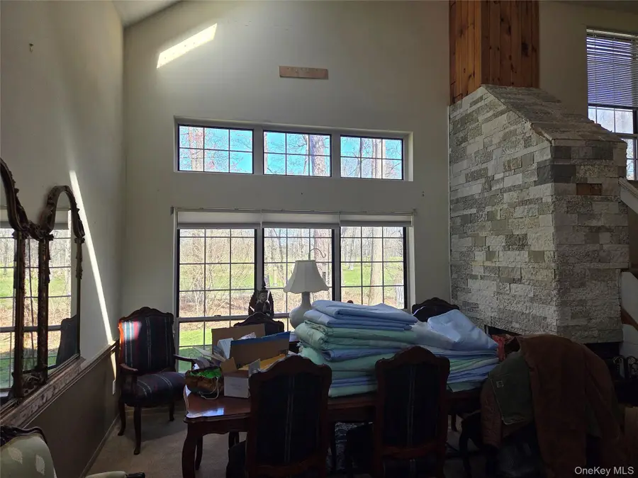 11 Turnberry Court, Middle Island, NY 11953 - #3