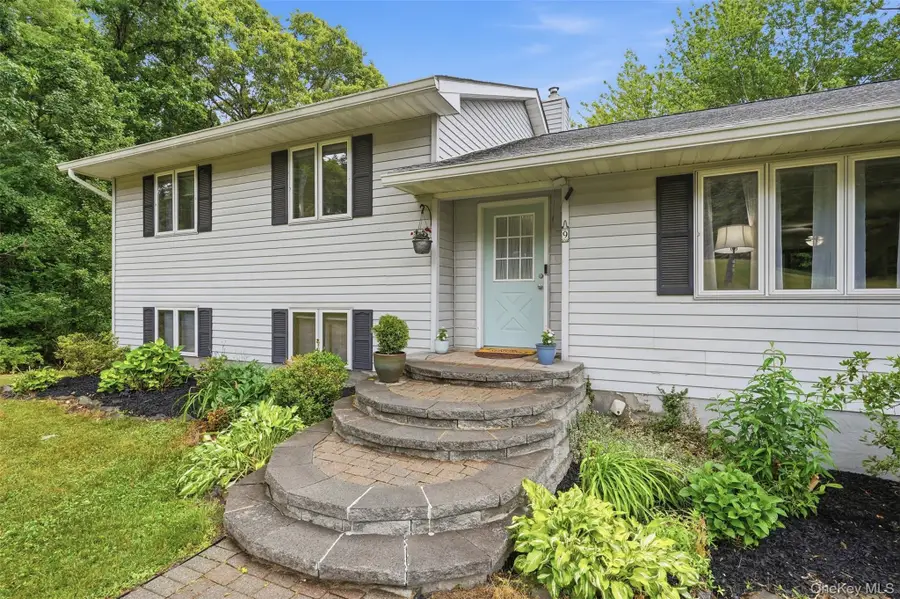 9 Roxanne Boulevard, Highland, NY 12528 - #2