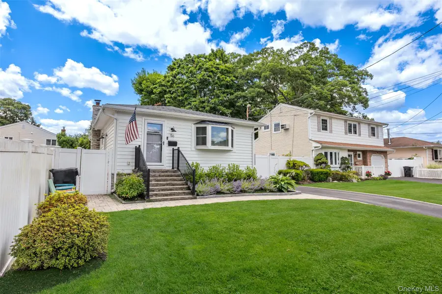 56 Morris Avenue, West Islip, NY 11795 - #3
