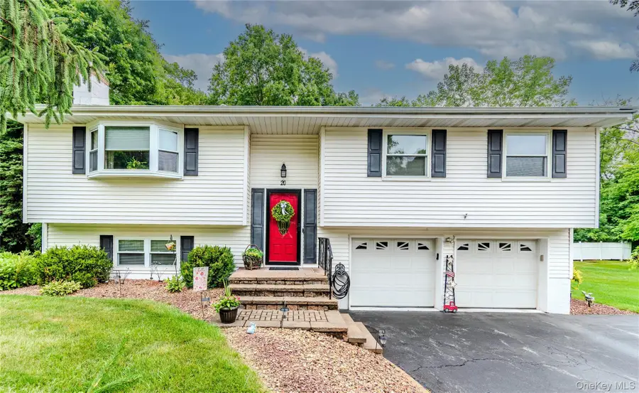 20 Kendell Drive, Wappingers Falls, NY 12590 - #2