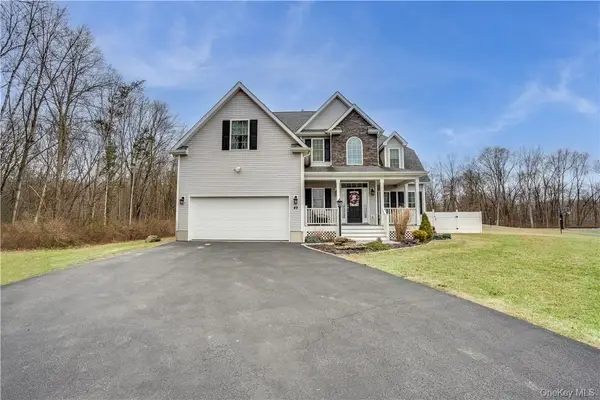 1 Deerwood Drive, Hopewell Junction, NY 12533