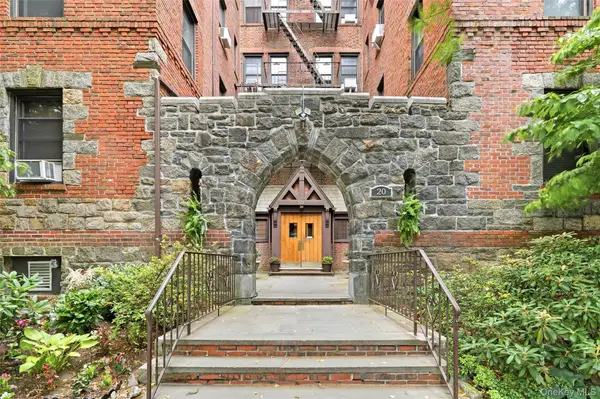 20 William Street #5H, Mount Vernon, NY 10552