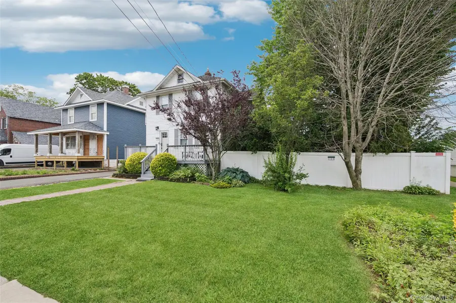 104 Park Avenue, Babylon, NY 11702 - #2