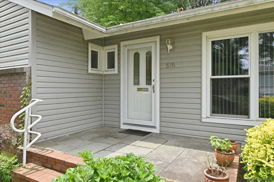 578 Richmond Road, East Meadow, NY 11554 - #3
