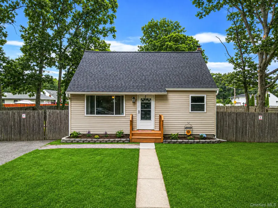 119 Parkwood Drive, Shirley, NY 11967 - #2
