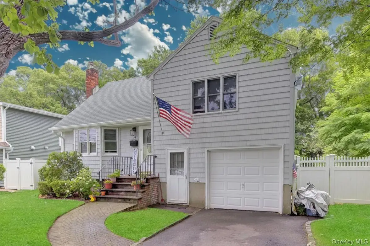 117 Eastgate Road, Massapequa Park, NY 11762 - #1