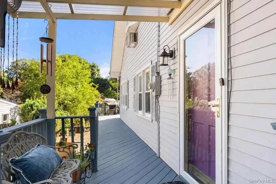 396 Farragut Avenue, Hastings On Hudson, NY 10706 - #3