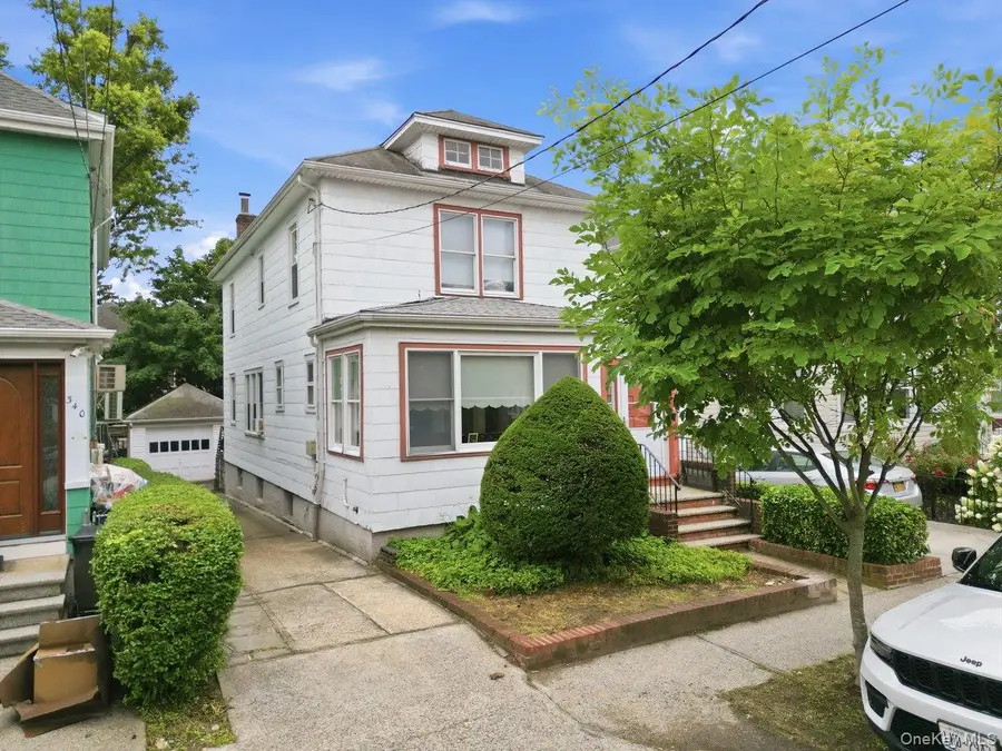 338 E 238th Street, Bronx, NY 10470 - #2