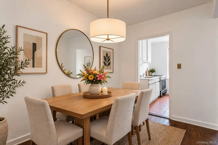 8333 Austin Street #6R, Kew Gardens, NY 14415 - #3
