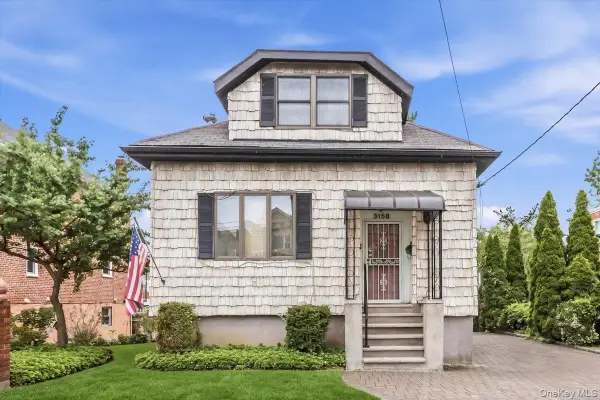 3158 Rawlins Avenue, Bronx, NY 10465