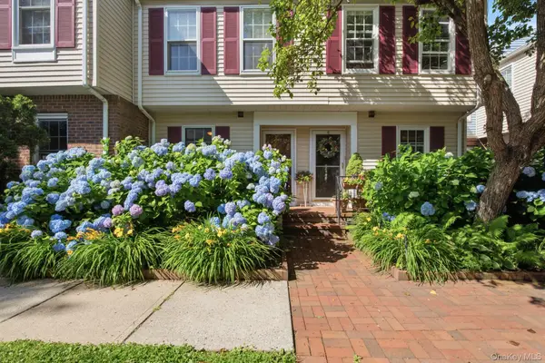 22 Washington Mews #22, Port Chester, NY 10573