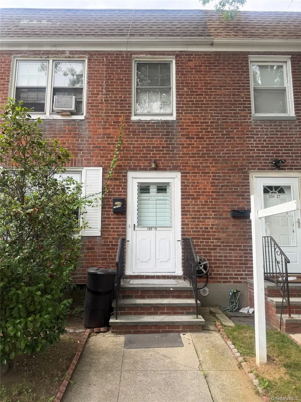 25525 E Williston Avenue, Floral Park, NY 11001 - #1